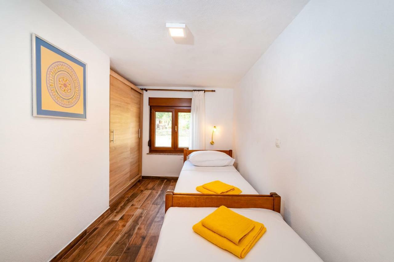 Apartment Adam Stari Grad Kültér fotó